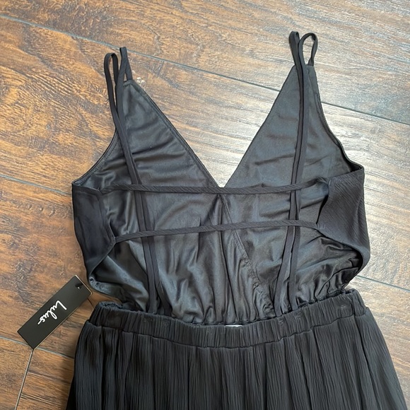 Women’s Lulus Lost in Paradise Maxi Dress - Picture 3 of 8